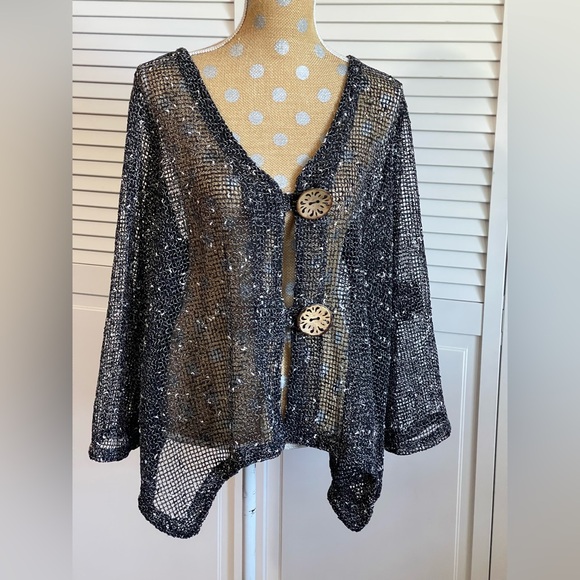 Nina Leonard Sweaters - Nina Leonard black mesh cardigan with two large coconut buttons Sz 2X